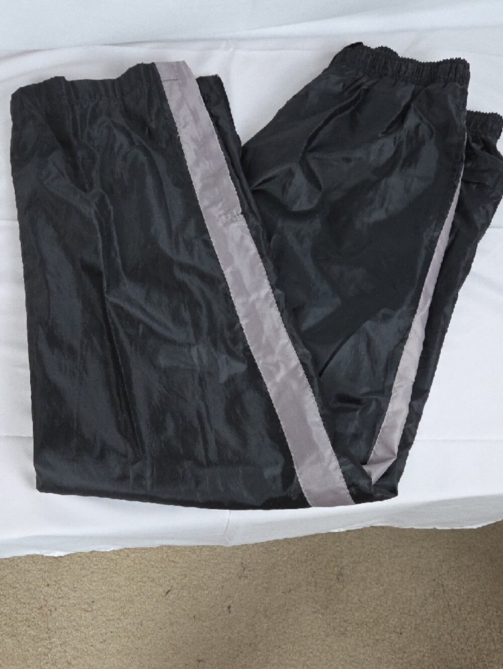31" Length Water Repelent Work Out Pants.